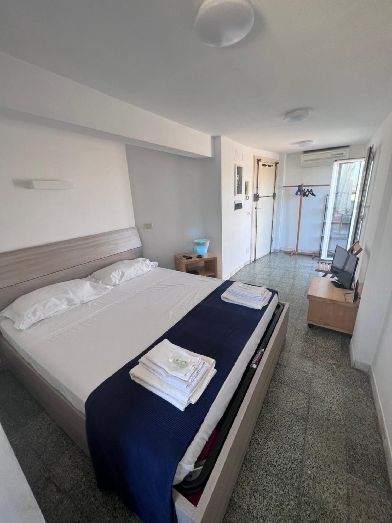 Con Ampio Terrazzo Apartment *